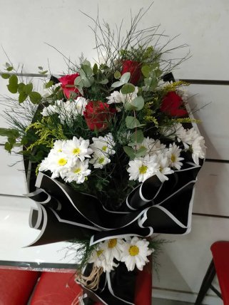 Sevgi Buketi, Tavşanlı Buse Çiçek