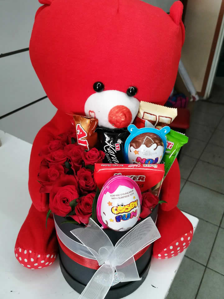 Ayıcıklı ve Güllü Tatlı Kutusu - Tavşanlı Çiçekçi