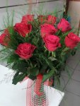 Çiçekçi - Vazoda 11 Kırmızı Gül